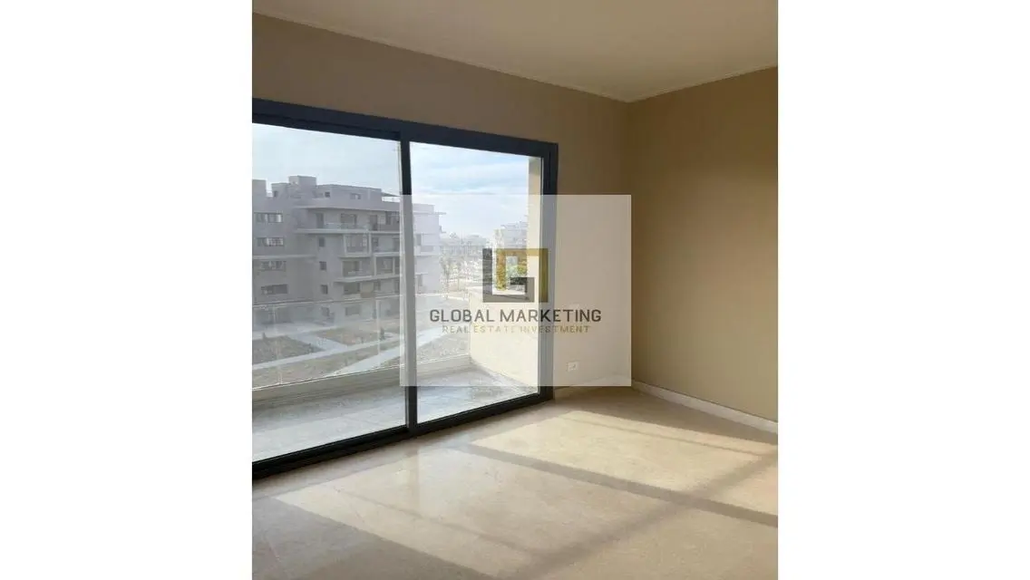 Apartment for rent in Eastown A Class Compound