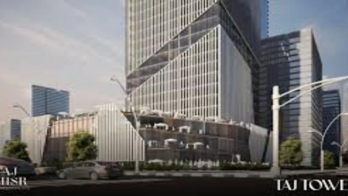 A 47 sqm commercial store directly facing the Icon