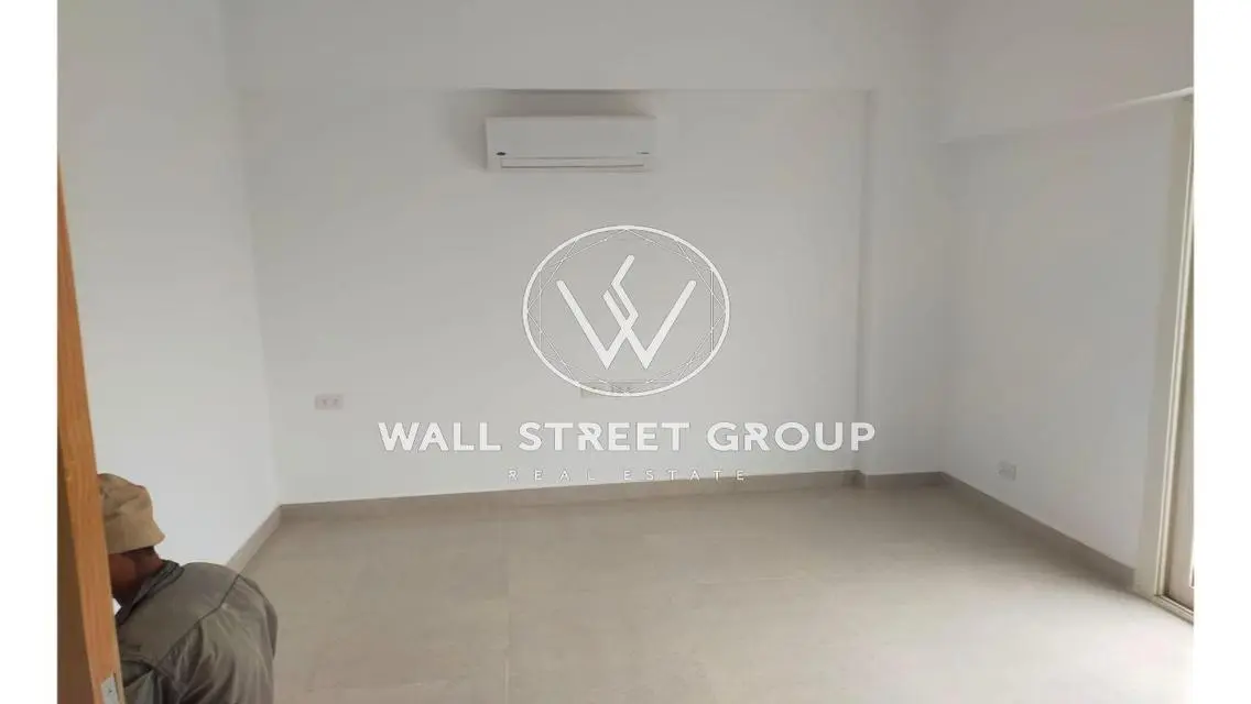 Town House  for sale 140m Mountain view i city