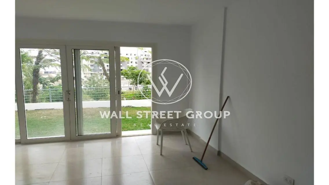 Town House  for sale 140m Mountain view i city