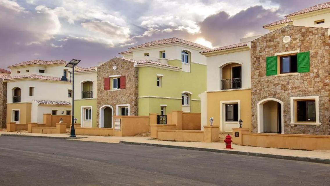 Apartment in Mivida for Rent With Kitchen