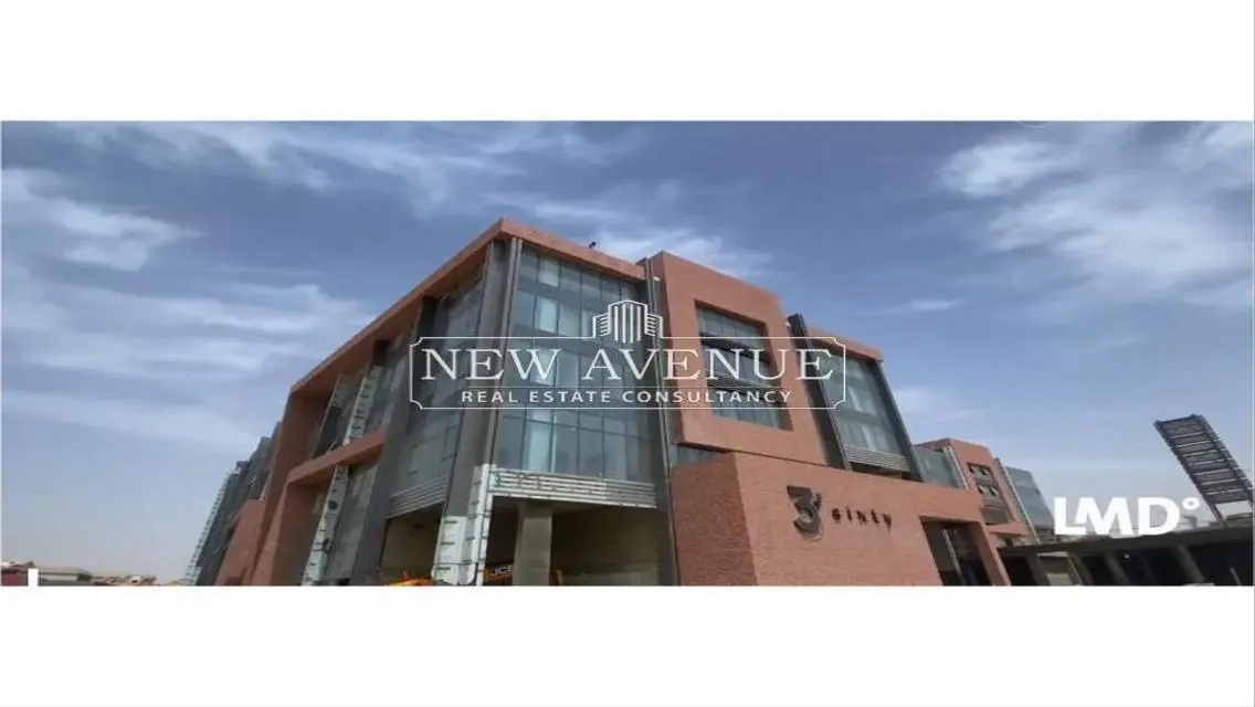 Restaurant / Retail for sale in Three sixty