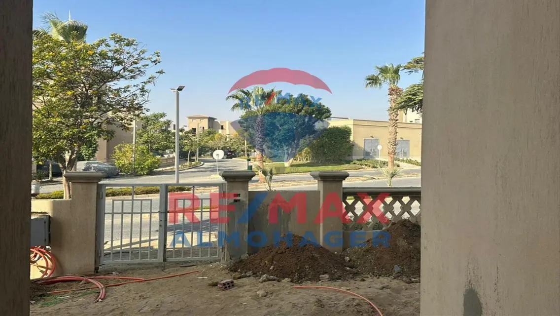 فيلا بنوع مطلوب في جولف اكستنشن - بموقع جيد