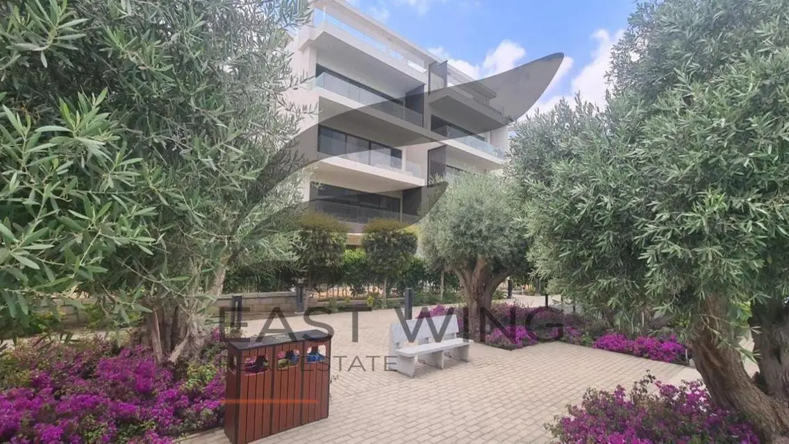 Very prime location -Apartment for sale- Lake View