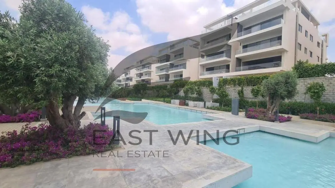 Apartment 2 beds - Prime location - Lake View
