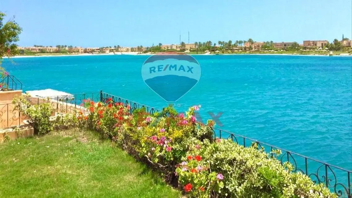 Premium Villa for sale between Marina 6 &amp; 7