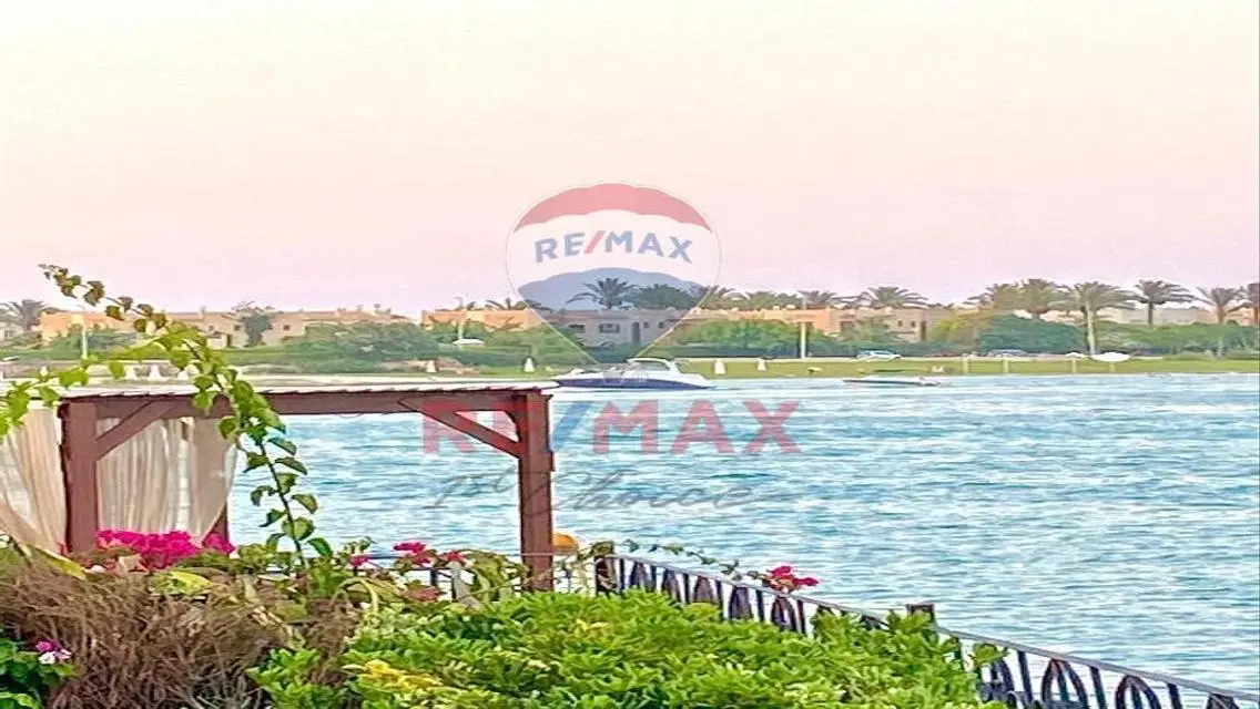 Premium Villa for sale between Marina 6 &amp; 7