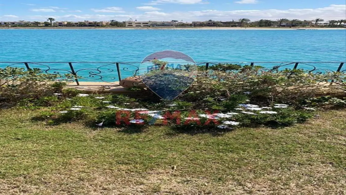 Premium Villa for sale between Marina 6 &amp; 7