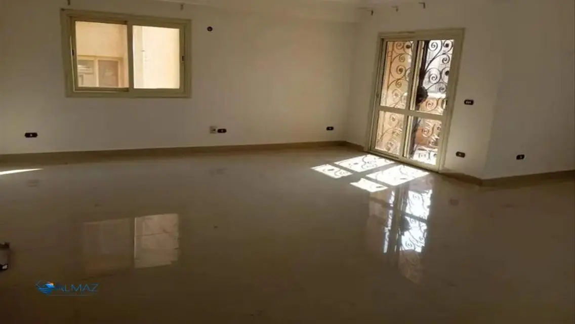 شقه للايجار في الياسمين 4 فيلات في التجمع الاول