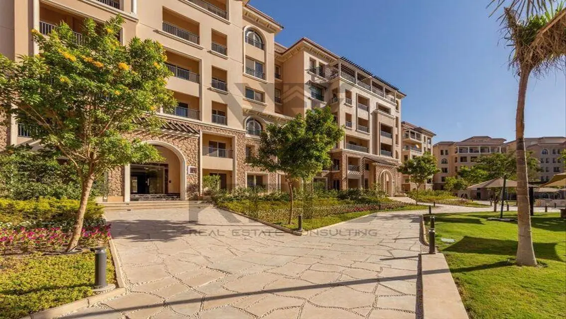 Finished Apartment -Front of AUC-DP 5%-Delivery 2Y