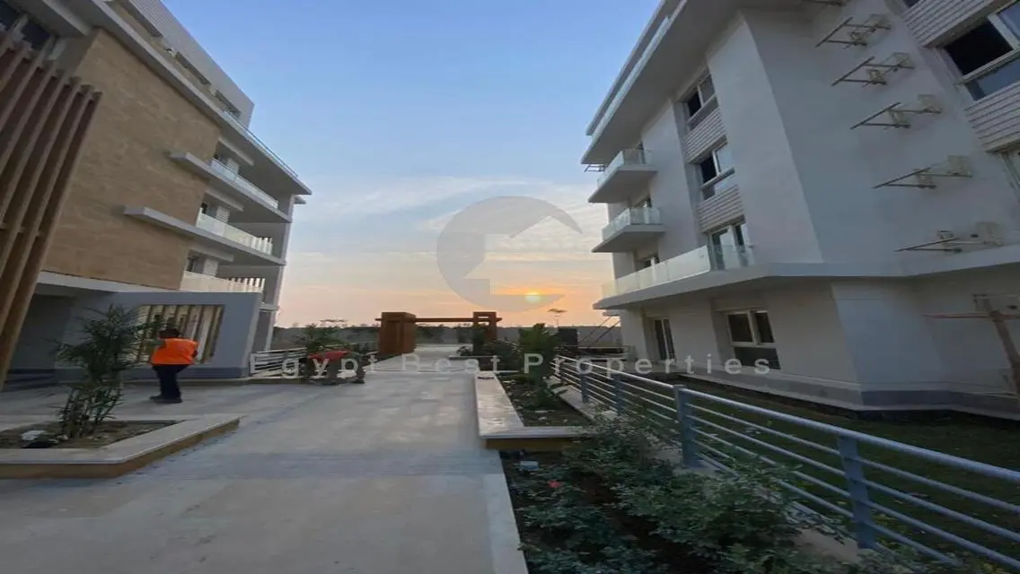 Townhouse In Prime Location Early Delivery Over 8Y