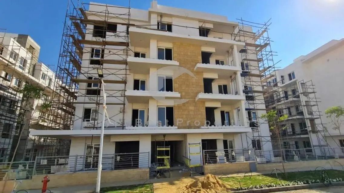 Townhouse In Prime Location Early Delivery Over 8Y