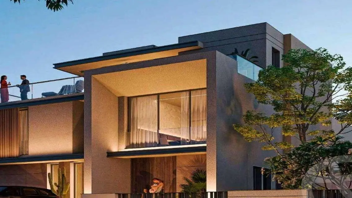 Town house on the highest hill next to New Giza