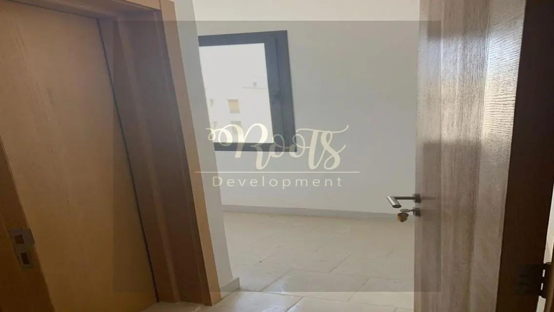 شقة استلام فوري كاملة التشطيب بالتكيفات