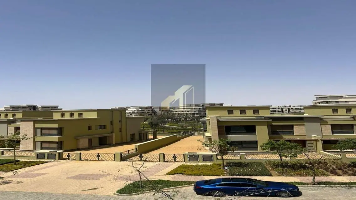 اقل سعر فيلا مميزة في بالم هيلز قطامية اكستنشن