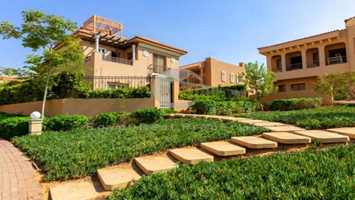 Twin House In Prime Location Panoramic ViewOver10Y