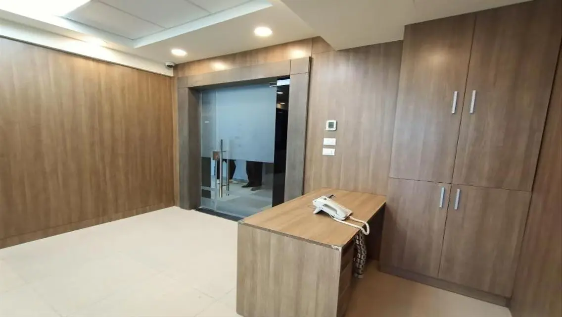 مكتب إداري مفروش للإيجار في LINX Business Park – القرية الذكية