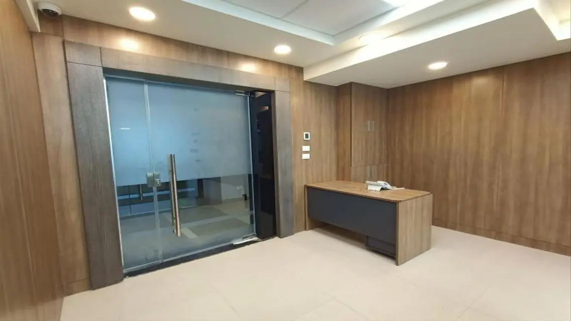 مكتب إداري مفروش للإيجار في LINX Business Park – القرية الذكية