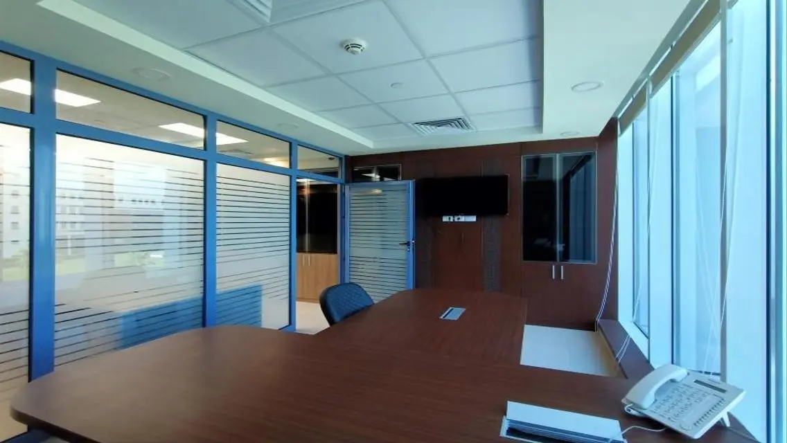مكتب إداري مفروش للإيجار في LINX Business Park – القرية الذكية