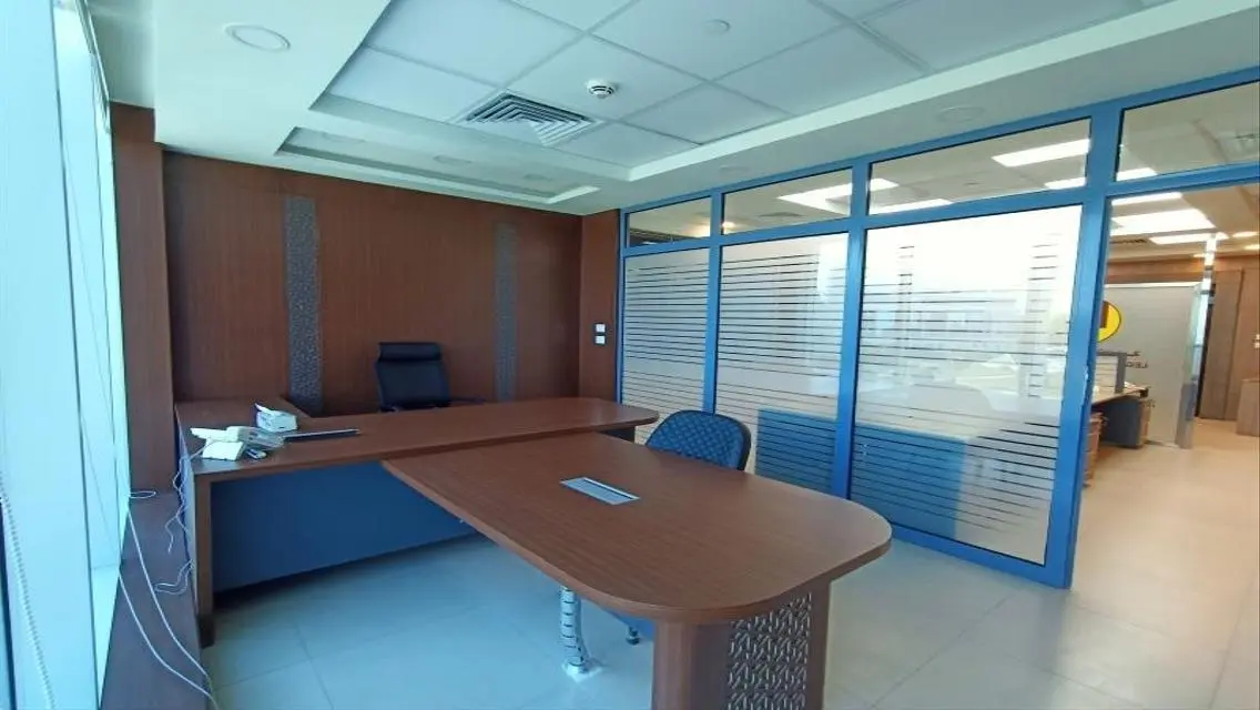 مكتب إداري مفروش للإيجار في LINX Business Park – القرية الذكية