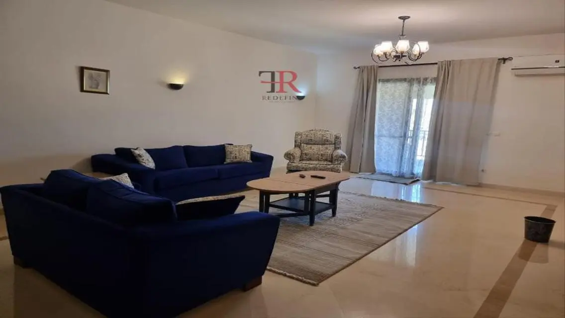 Apartment With Modern Furniture , Prime Location