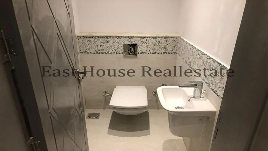 Luxury Apartment in Mivida, 280 sqm for 90,000