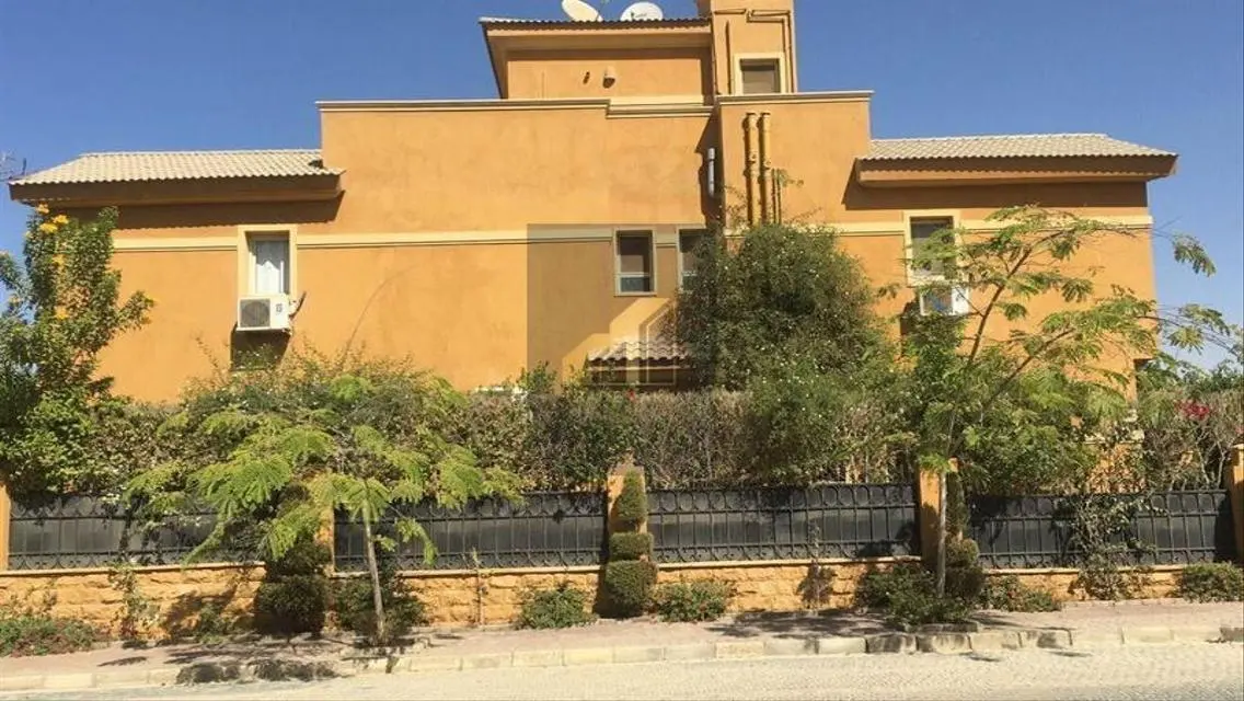 اكبر مساحة تاون هاوس كورنر320م للبيع فى ديار بارك