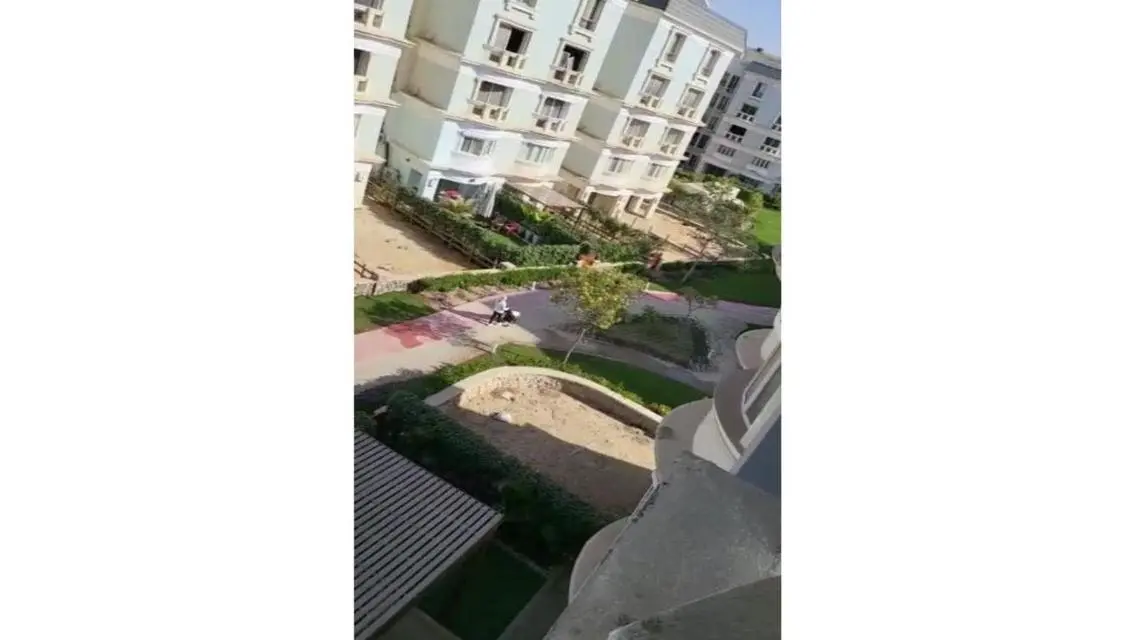 Luxury Apartment in 305A-305-90