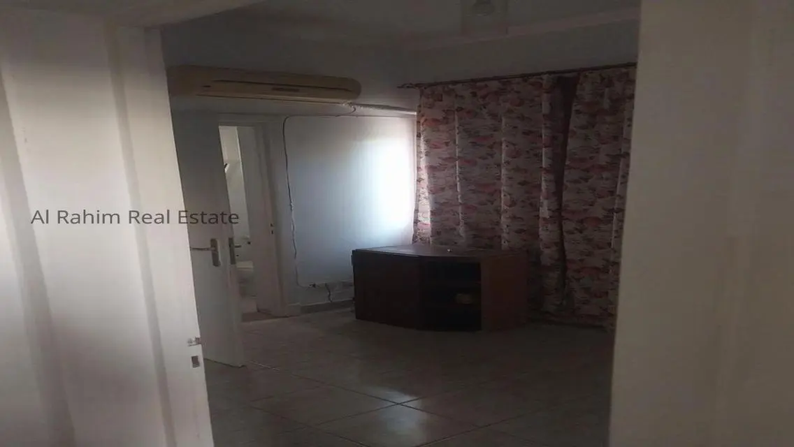فيلا في الرحاب 650م نموذجV للايجار مفروش بسعر مميز
