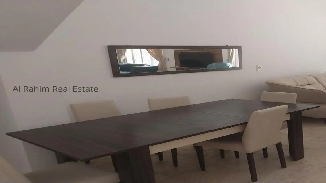 فيلا في الرحاب 650م نموذجV للايجار مفروش بسعر مميز