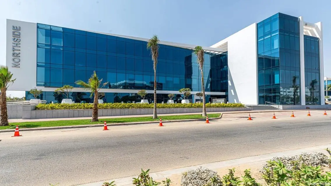 مكتب 73 متر للبيع في مبنى Northside – موقع استراتيجي بالقرية الذكية