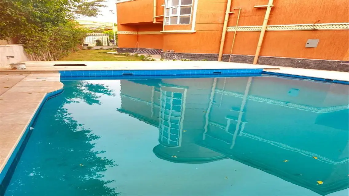 Villa with swimming pool and elevator for sale in
