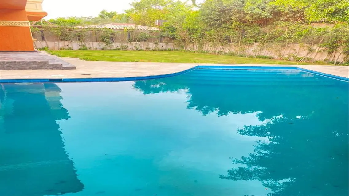Villa with swimming pool and elevator for sale in