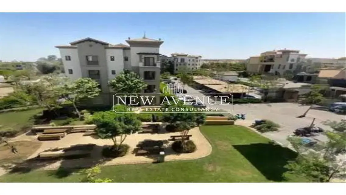 Fully furnished Apartment with all Appliances In Mivida