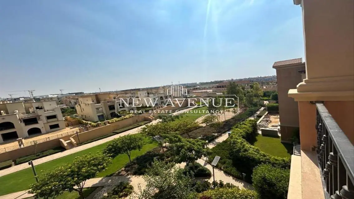Fully furnished Apartment with all Appliances In Mivida