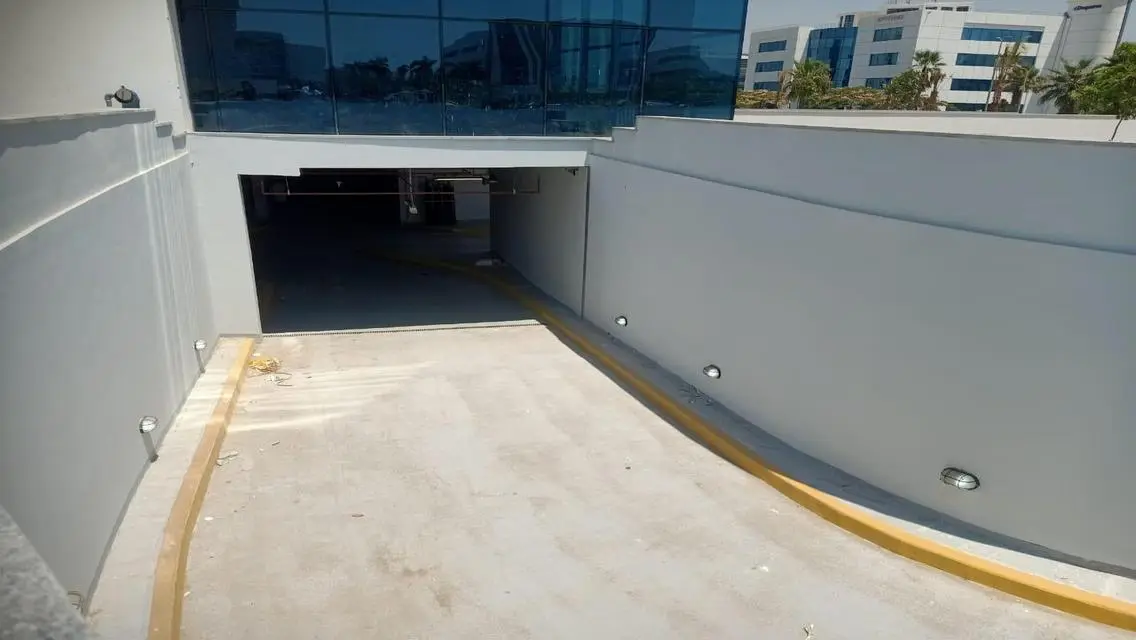 Premium Office 75 M for Sale in Northside Building – Strategic Location in Smart Village