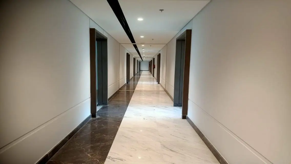 Premium Office 75 M for Sale in Northside Building – Strategic Location in Smart Village