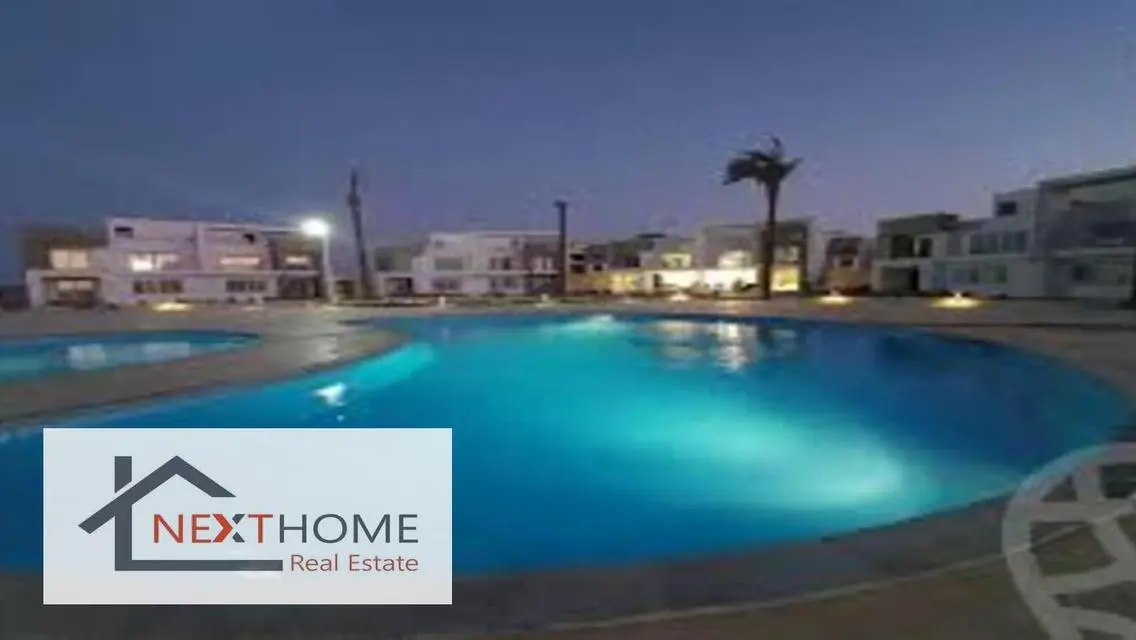 للبيع شالية  ١٦٤ م  سي فيو Sea view  ديركشن وايت