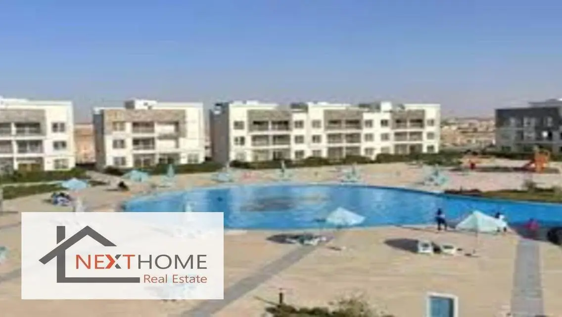 للبيع شالية  ١٦٤ م  سي فيو Sea view  ديركشن وايت