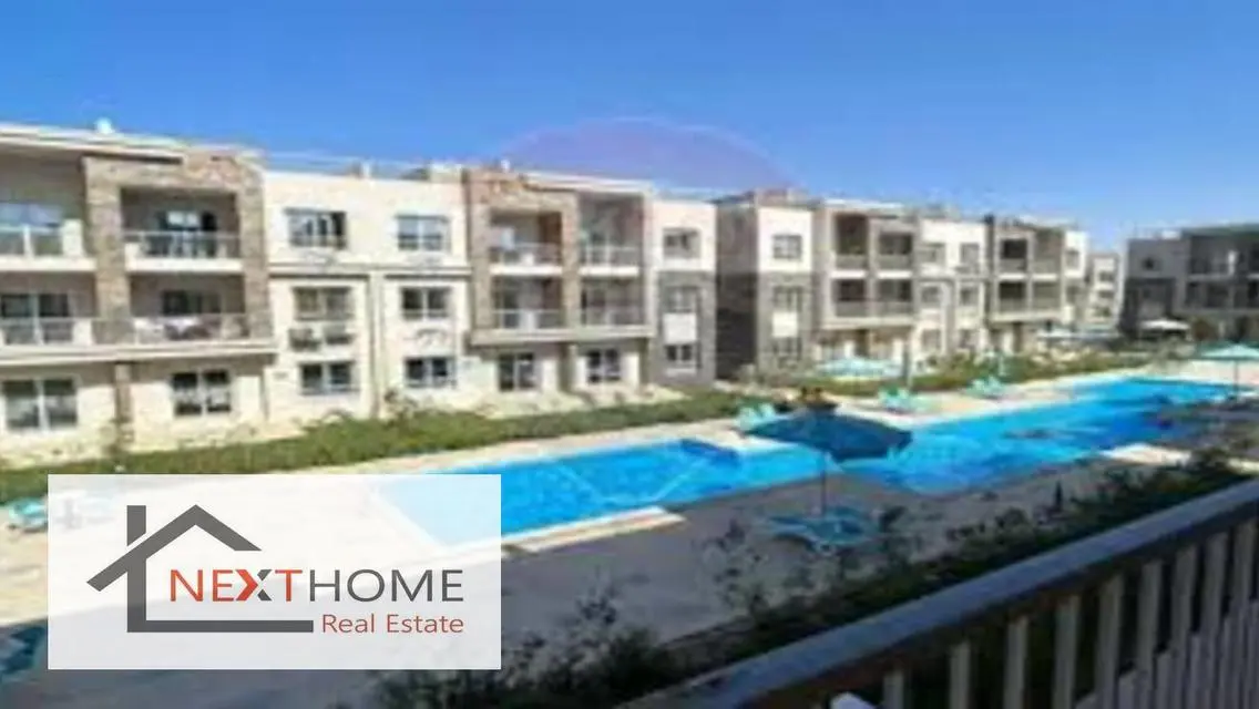 للبيع شالية  ١٦٤ م  سي فيو Sea view  ديركشن وايت