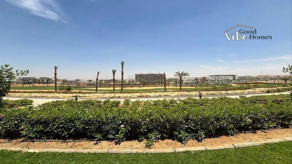 Duplex for rent in UpTown cairo view Golf 4 Rooms