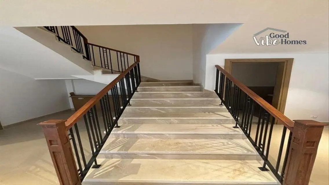 Duplex for rent in UpTown cairo view Golf 4 Rooms