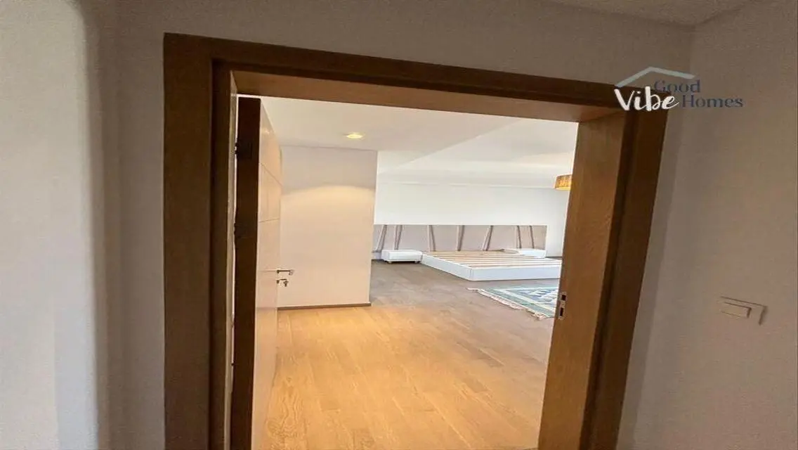 Duplex for rent in UpTown cairo view Golf 4 Rooms