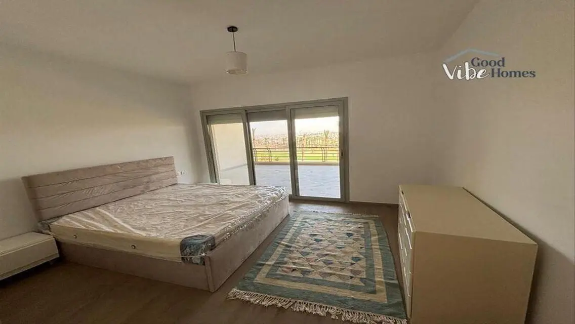 Duplex for rent in UpTown cairo view Golf 4 Rooms