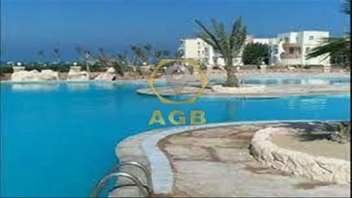 2 row, 360 sqm villa in the garden of the coas