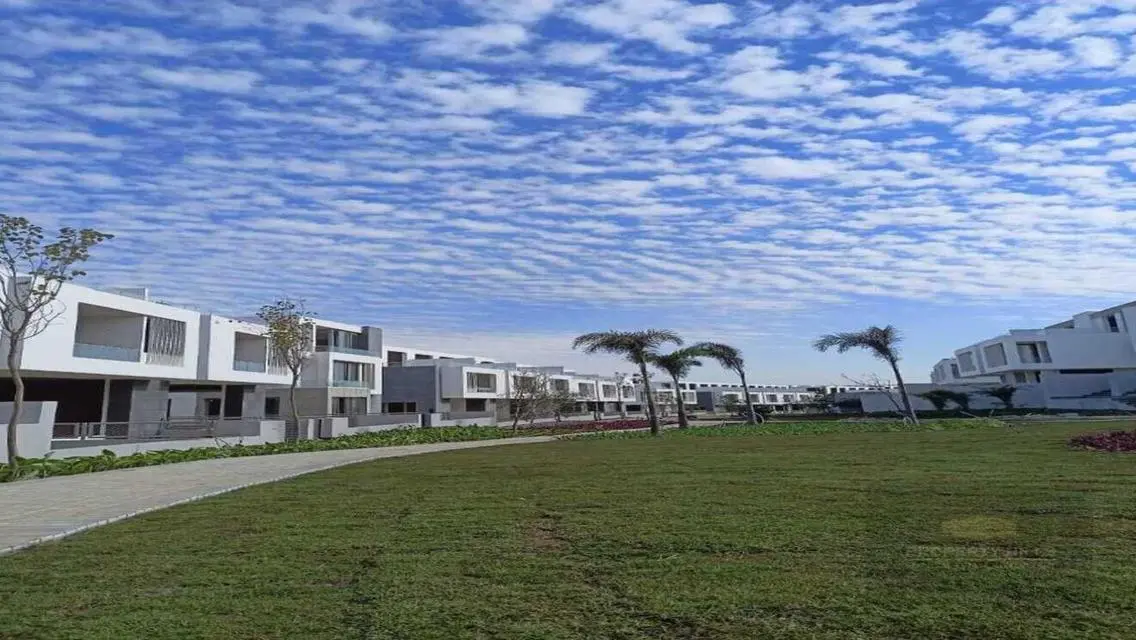 Corner unit Overlooking landscape, 8Y instalments