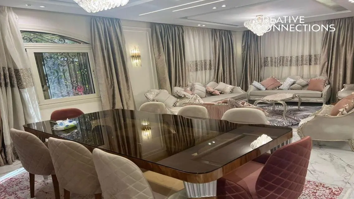 Villa for sale in Madinaty at a bargain price, ult