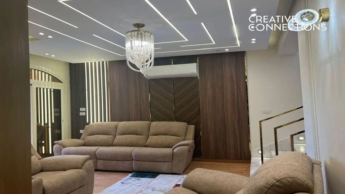 Villa for sale in Madinaty at a bargain price, ult