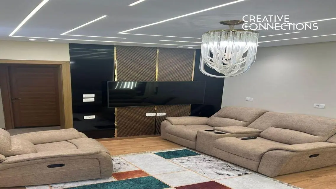 Villa for sale in Madinaty at a bargain price, ult