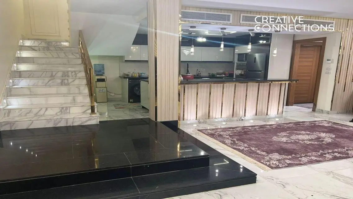 Villa for sale in Madinaty at a bargain price, ult